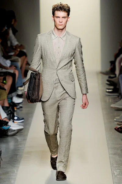 Look 20